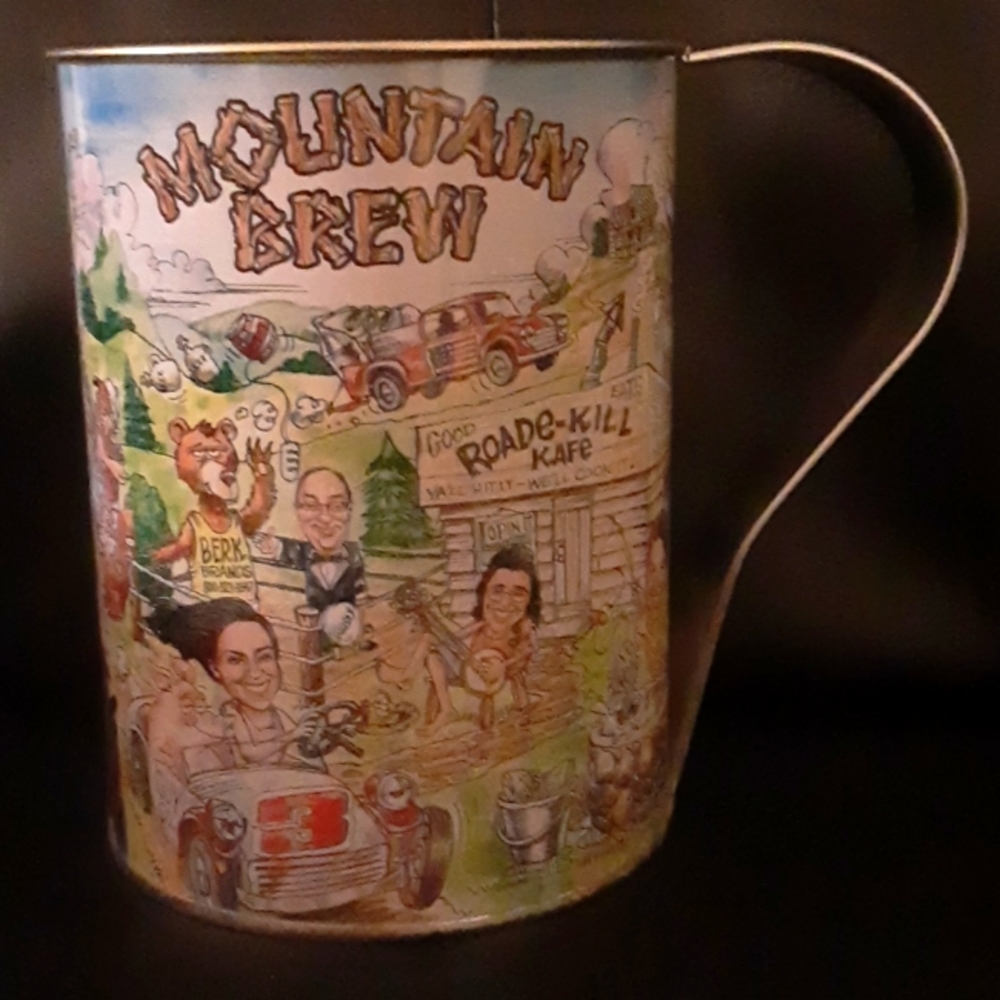 Vintage collectable Chuck wagon soda tin.